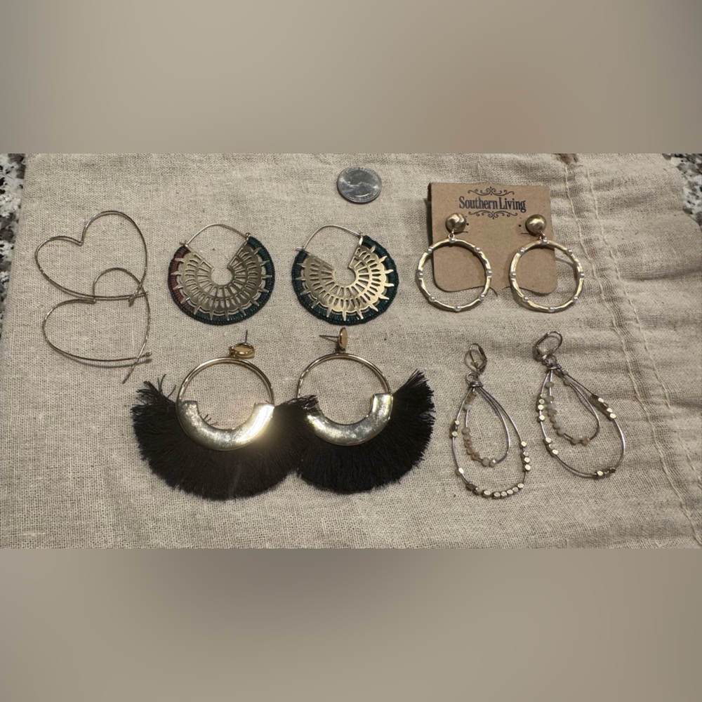 Lot of 5 earrings inc Southern Living and Gold and Black Statement Earrings